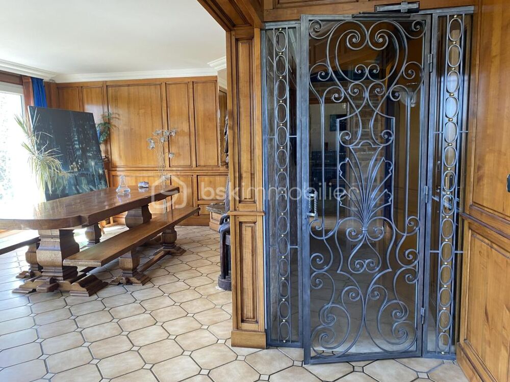 à vendre  Propriété/château Courcouronnes (91080)