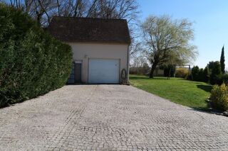  Maison  vendre 7 pices 180 m