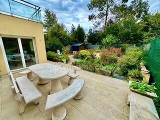  Maison  vendre 9 pices 173 m