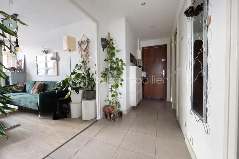 Appartement 4 pièces 67 m² · à Grenoble · 67 m² · 155 000 €