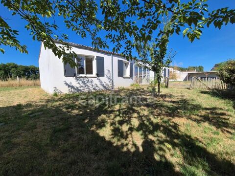   Maison à vendre 4 pièces CHAILLEVETTE (17) - 3 chambres - Terrain de 614m² Maison - 4 pièce(s) - 92 m²