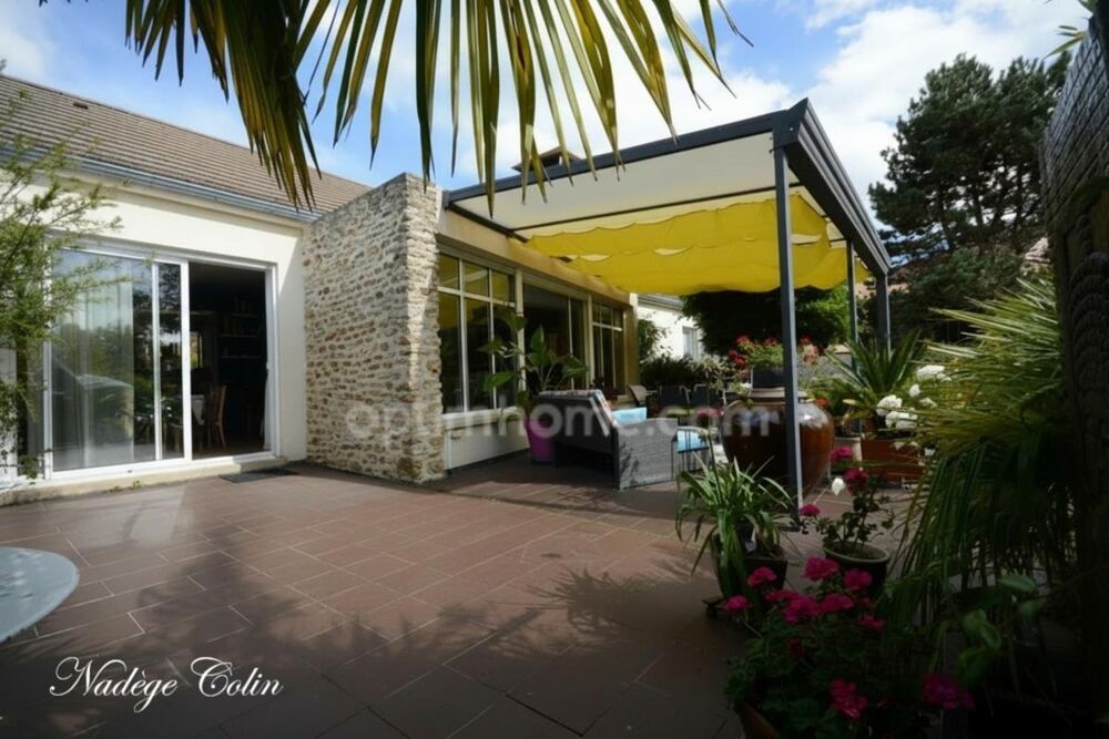 Vente Maison Maison d'architecte de plain-pied, les Essarts Le Roi Les essarts le roi