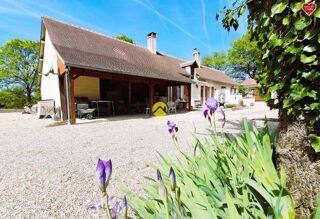  Propriété/château à vendre 5 pièces 132 m²