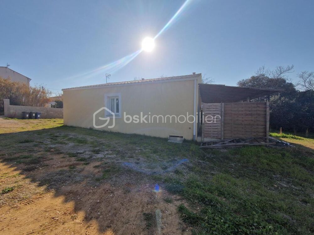 Rare sur le secteur! Maison Clef en main de 2018 de 94m² avec un garage de 21m² sur un terrain piscinable de 841m²