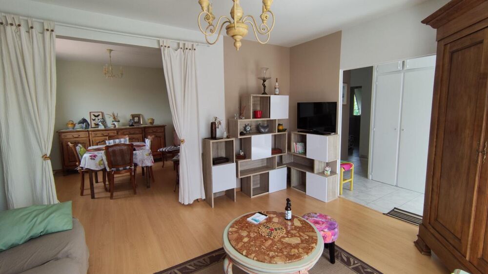 Vente Maison Maison de 155 m² et dépendance de 63m² Saint martin petit