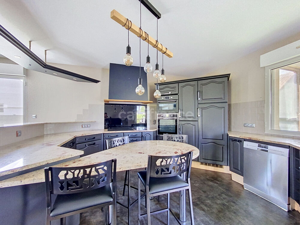 Maison à vendre 7 pièces avec vie de plain-pied