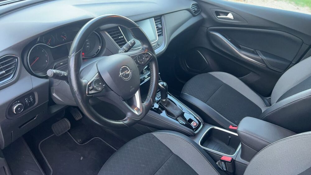 Grandland x 1.2 Turbo 130 EAT6 Innovation 2018 occasion 13140 Miramas