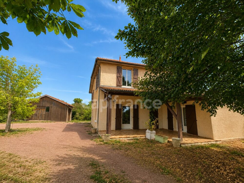 Maison à vendre à OUCHES 4 chambres 128m2 sur 1504m2 de terrain - dependance de 45m2 au sol