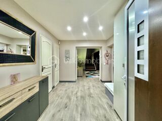  Maison � vendre 8 pi�ces 192 m�