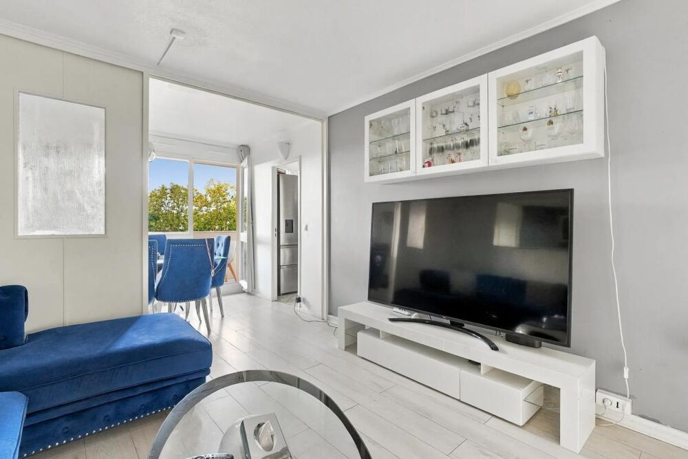Appartement 2 pièces de 54 m² à Épinay-sur-Seine