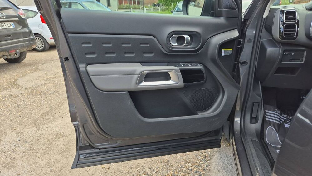 C5 aircross 1.5 BlueHDi 130 EAT8 Live - Automatique 2019 occasion 80000 Amiens