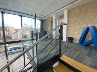  Immeuble � vendre 8 pi�ces 290 m�