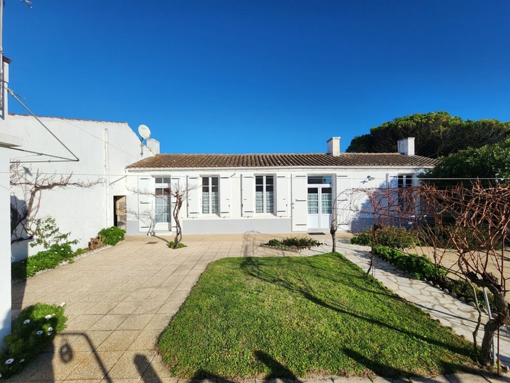 À vendre  Maison de plain-pied à 100 mètres de la mer  La Cotinière (Saint-Pierre-dOléron)