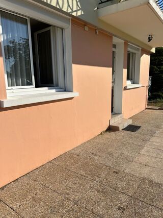  Appartement à louer 1 pièce 28 m²