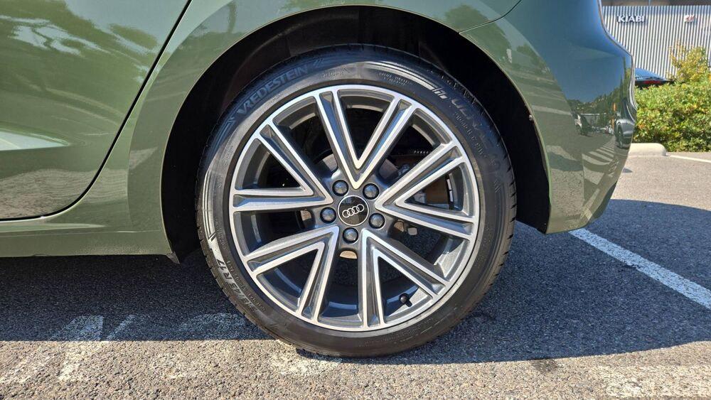 A1 2 1.0 TFSI 116 S-Tronic7 Advanced - Premi&egrave;re main Garantie c 2024 occasion 06200 Nice