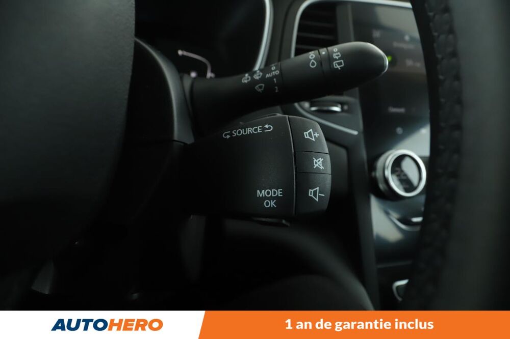 M&eacute;gane 1.5 Blue dCi Evolution 115 ch 2023 occasion 92130 Issy-les-Moulineaux