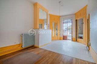  Duplex/triplex  vendre 8 pices 239 m