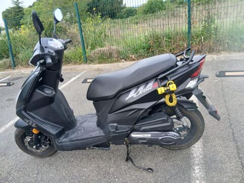Scooter PEUGEOT 2024 occasion Berriac 11000