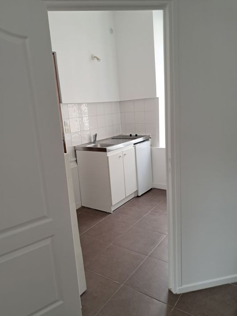 Location Appartement Studio de 26m2 à louer sur Saint-Arnoult-en-Yvelines Saint arnoult en yvelines