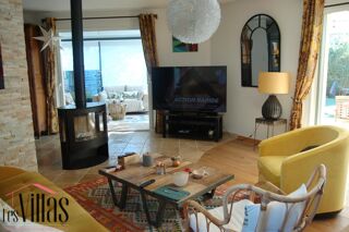  Villa à vendre 6 pièces 147 m²