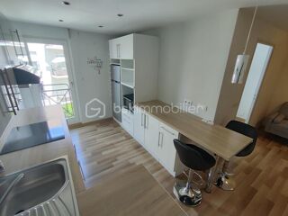  Appartement  louer 2 pices 33 m Melun