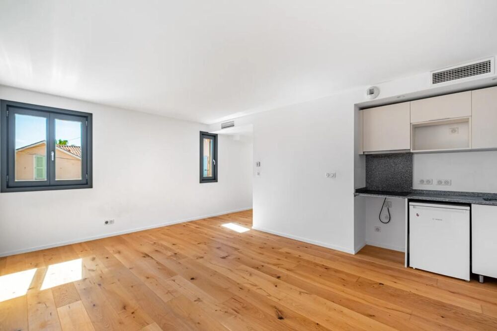 Vente Appartement 2 pièces lumineux de 48 m² à Antibes, loué Antibes