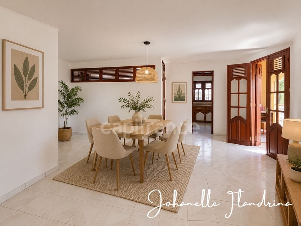 Vente Maison Les Abymes, Boisripeaux - Maison familiale 9 pièces de 230 m², sur 3 niveaux, garage, jardin Les abymes
