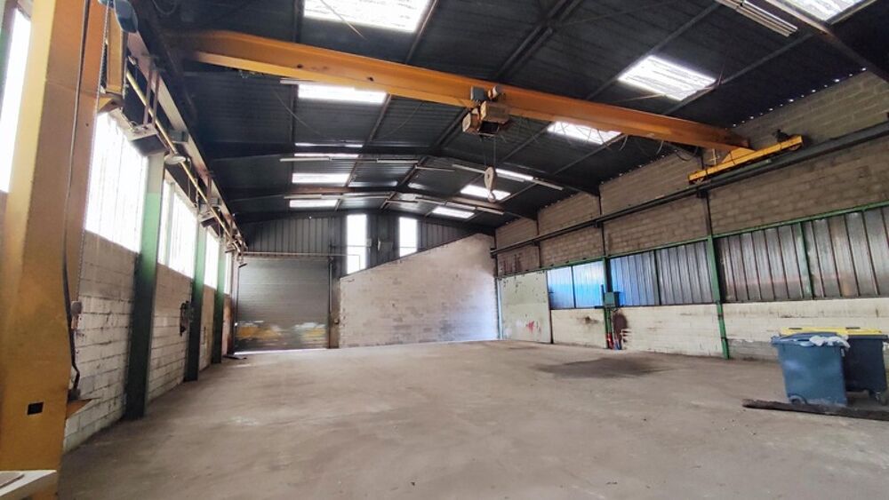   Local d'activité à vendre LONGVIC (21) 