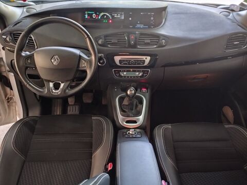 Grand scenic IV GD 1.2 TCE 130 ENERGY BOSE ED 2015 occasion 06640 Saint-Jeannet