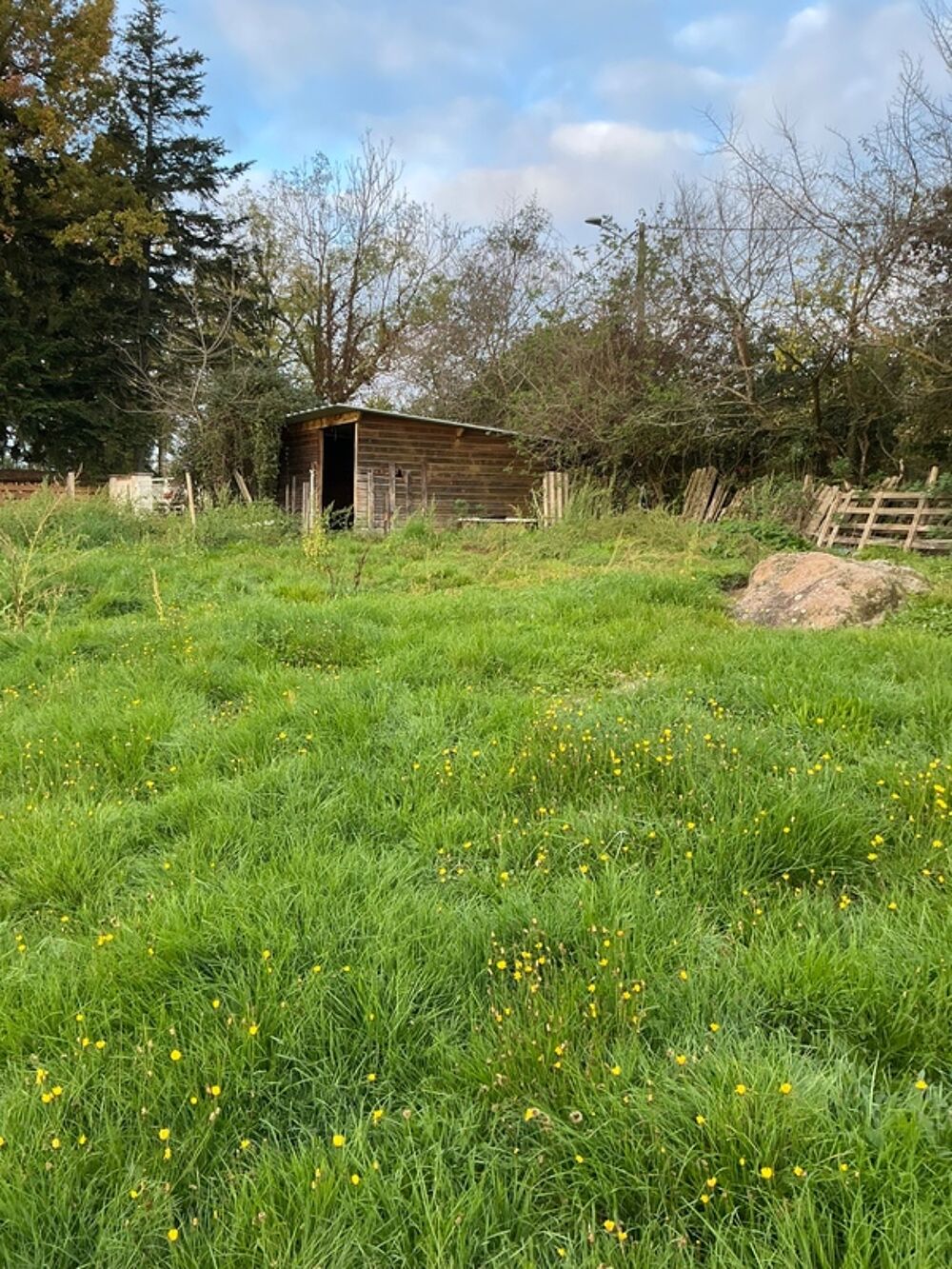 Vente Terrain TERRAIN À VENDRE – SECTEUR RÉSIDENTIEL CALME Cusset