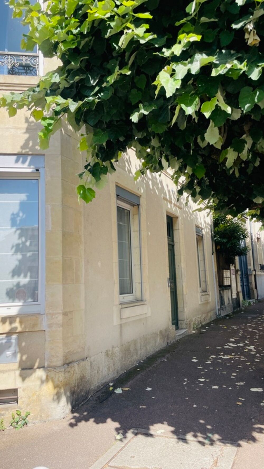 Demeure bourgeoise 200m2 4 chambres et bureau avec ascenseur, jardin et extension architecturale  Centre-ville de Nevers (58)