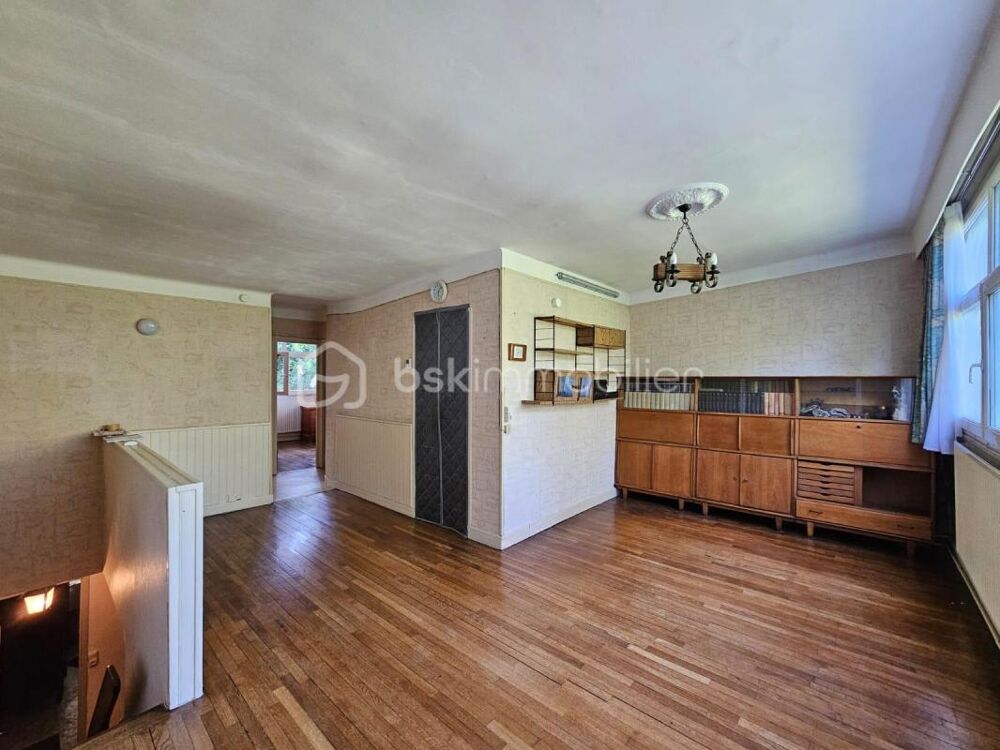 Maison à réinventer  88 m² Carrez, 132 m² au total, 4 chambres, jardin et garage