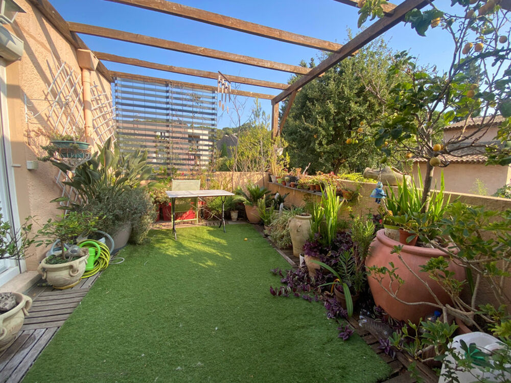 Appartement à vendre 4 pièces MOUGINS (dernier étage)