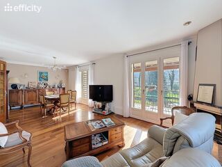  Maison � vendre 6 pi�ces 226 m�