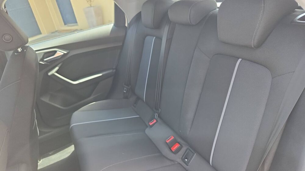 A1 30 TFSI 110 S-Tronic7 Design - Automatique 2020 occasion 35400 Saint Malo