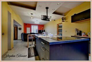  Maison  vendre 12 pices 262 m