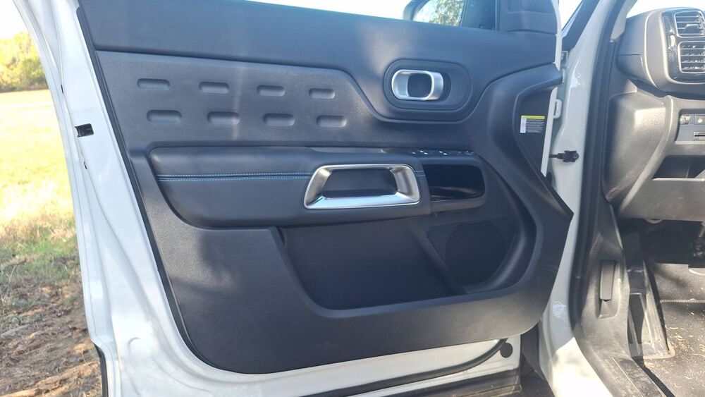 C5 aircross 1.6 PureTech 225 Plug in Hybrid e-EAT8 Shine - Automatique 2022 occasion 54670 Custines