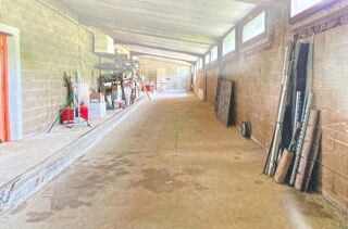  Remise / Grange � vendre 7 pi�ces 1200 m�