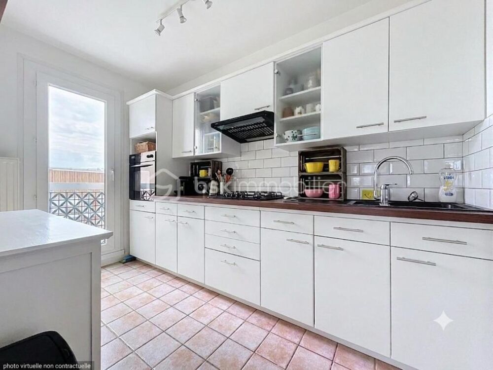 Vente Appartement EZANVILLE - Appartement 4 pièces – Dernier étage au 4ème AVEC ascenseur, balcon, 2 places de parking et 1 cave Ezanville
