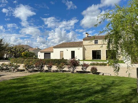   Beaucaire villa  6 pi�ces 179m� avec garage et piscine et terrain  constructible de 1270m� Maison - 6 pi�ce(s) - 179 m�