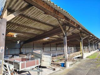  Parking / Garage à vendre 1 pièce 765 m²