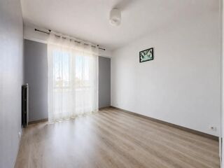  Appartement à vendre 4 pièces 77 m²