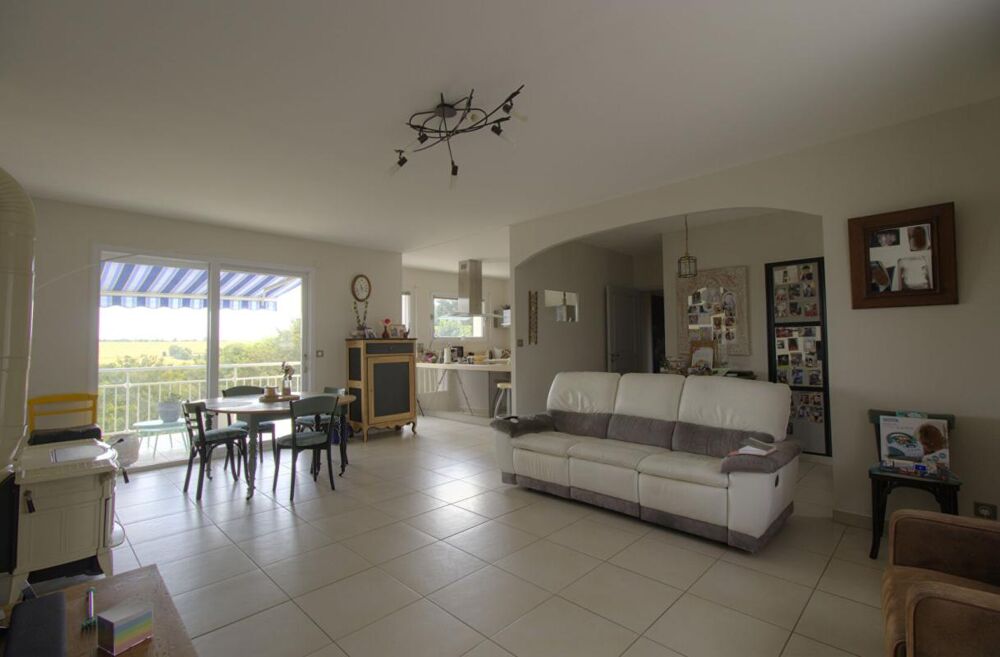 Maison Sainte Ouenne 6 pièce(s) 120 m2