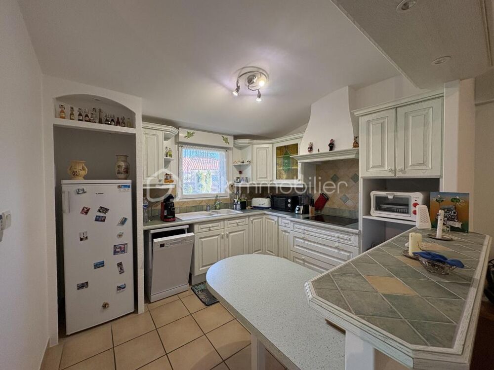 Vente Maison MAISON T3 DE PLAIN-PIED AVEC VÉRANDA – RÉSIDENCE AVEC PISCINE – MEURSAC Meursac