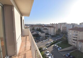  Appartement à louer 3 pièces 63 m²