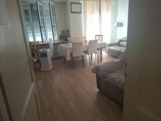  Appartement à louer 3 pièces 76 m²