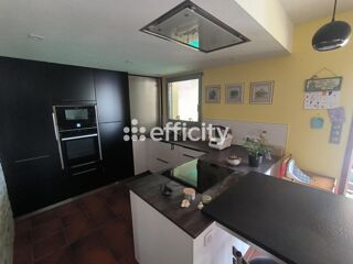  Maison � vendre 6 pi�ces 211 m�