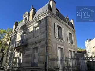  Immeuble à vendre 9 pièces 220 m² Vichy
