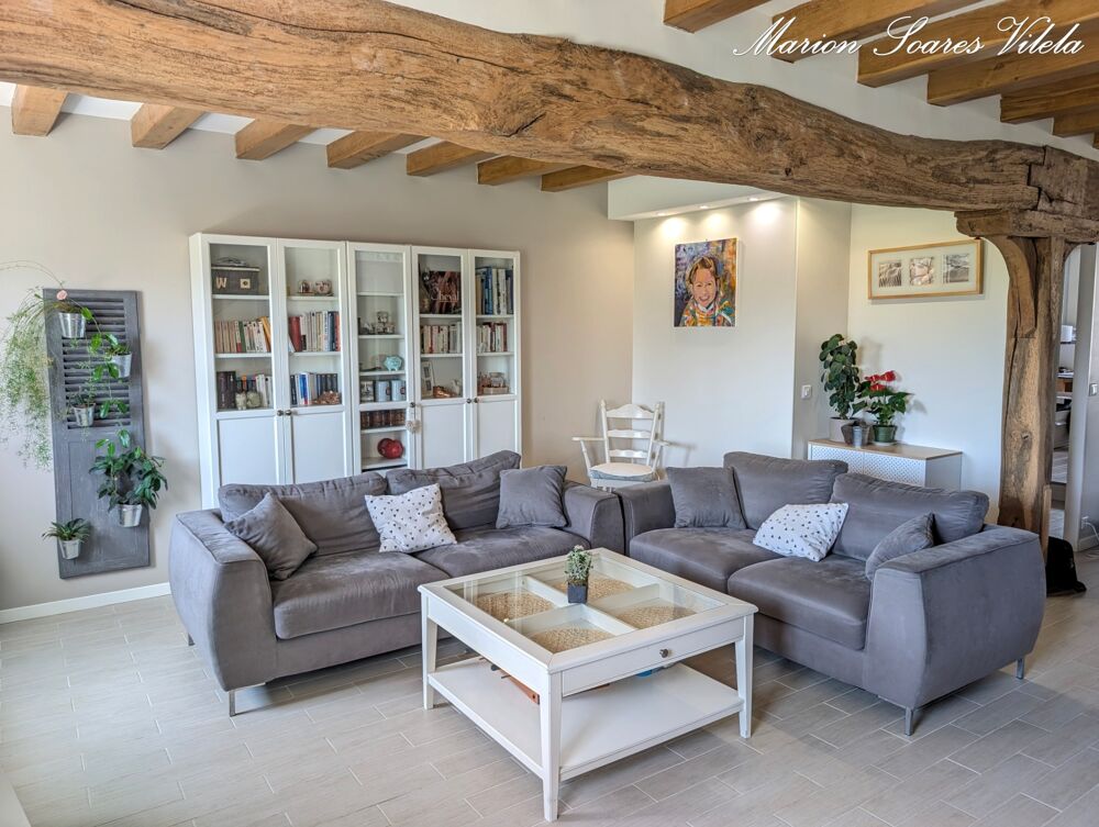Maison en pierre rénovée avec goût  148 m²  4 chambres  Grand garage