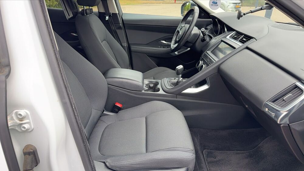 E-PACE 2.0 D 150 AWD BVA9 Business 2018 occasion 57120 Rombas